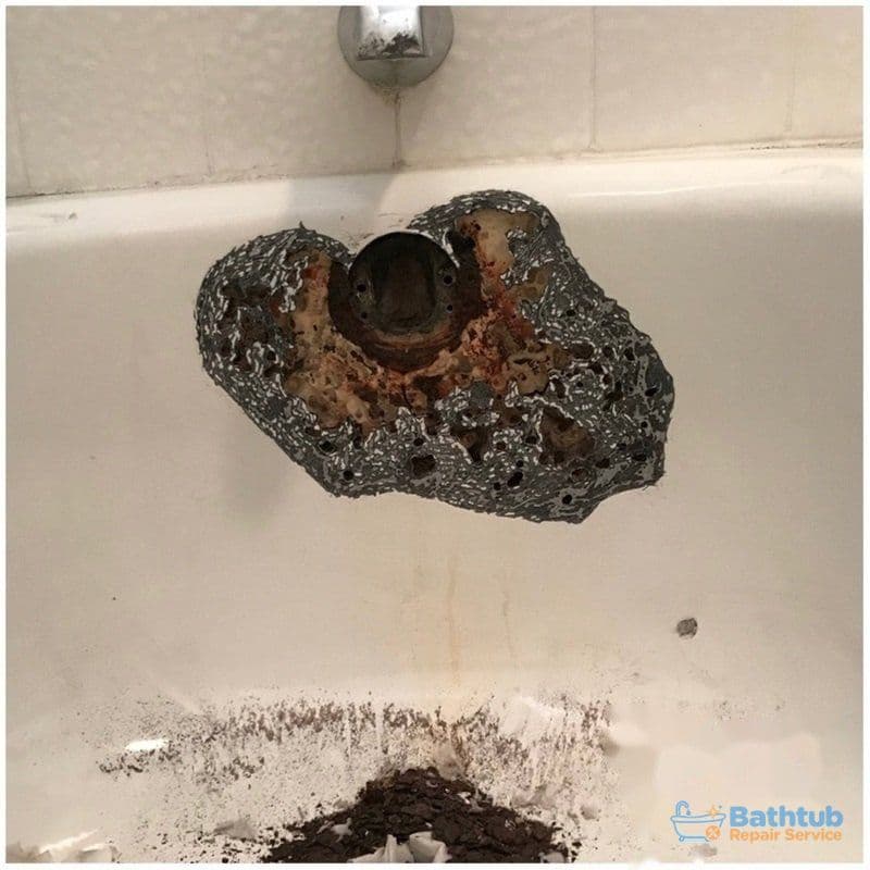 How to Repair a Rusted Bathtub, photo 2